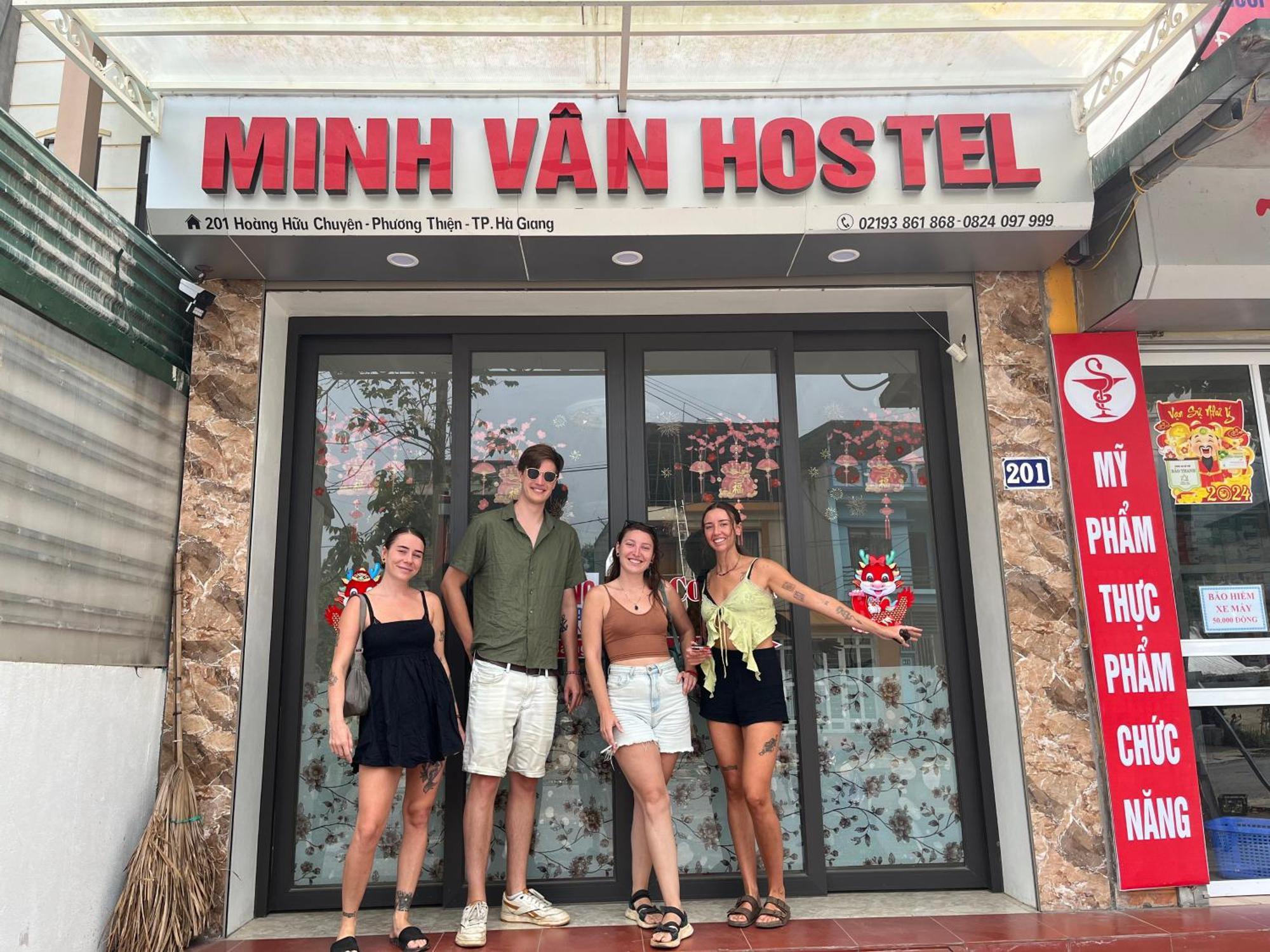 Minh Van Hostel Ha Giang Buitenkant foto